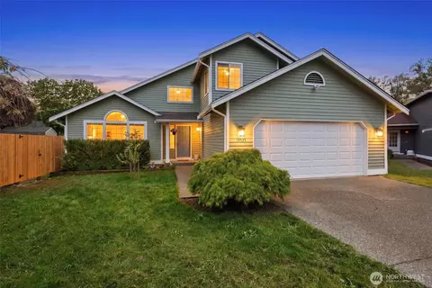 15535 156th Ct SE, Renton, WA 98058