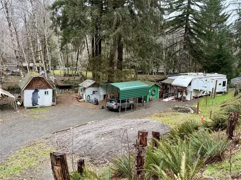 192 W Arrowhead Dr, Elma, WA 98541