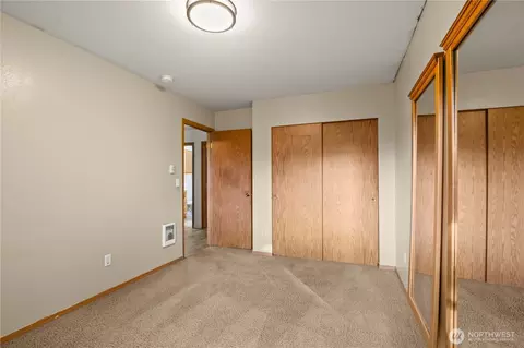 Bedroom - 17519 Park Ave S, Spanaway, WA 98387 photo 2 of 8