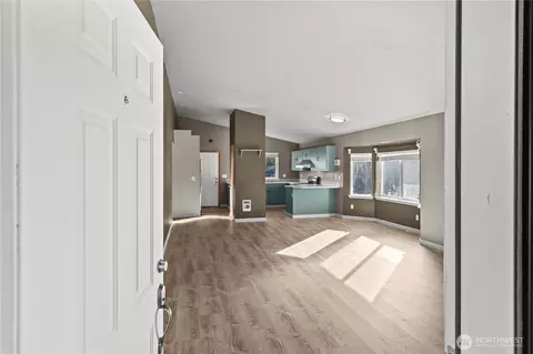 Entry Way - 17519 Park Ave S, Spanaway, WA 98387 photo 1 of 3