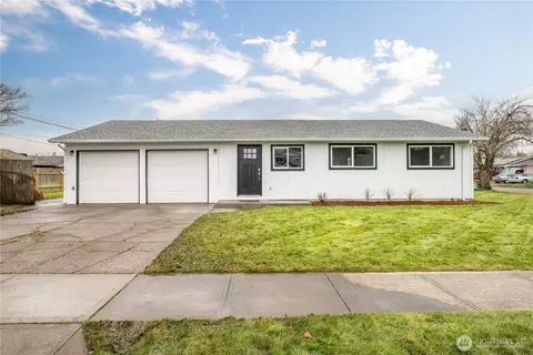 1409 31st Ave, Longview, WA 98632