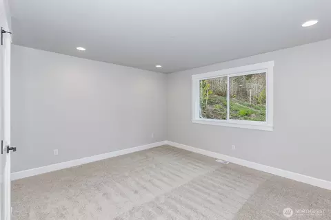 Bedroom - 20316 94th Dr NE, Bothell, WA 98011 photo 5 of 6