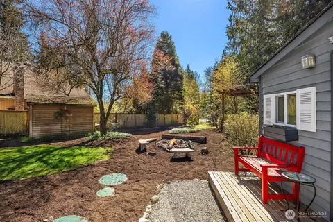 Exterior - 16309 110th Ave NE, Bothell, WA 98011 photo 7 of 12
