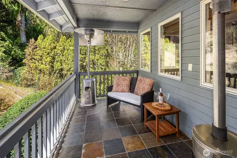 Exterior - 16309 110th Ave NE, Bothell, WA 98011 photo 5 of 12