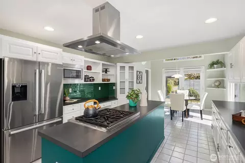 Kitchen - 16309 110th Ave NE, Bothell, WA 98011 photo 3 of 3