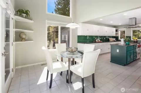Dining - 16309 110th Ave NE, Bothell, WA 98011 photo 1 of 4