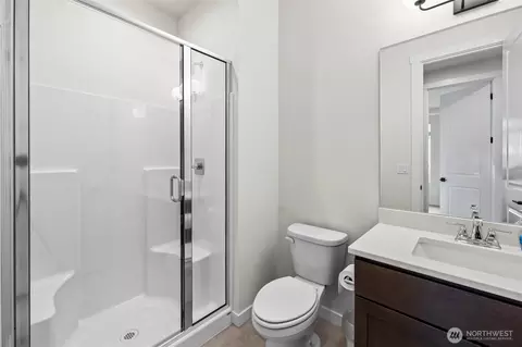 Bath - 3183 Roosevelt Ave, Enumclaw, WA 98022 photo 1 of 6