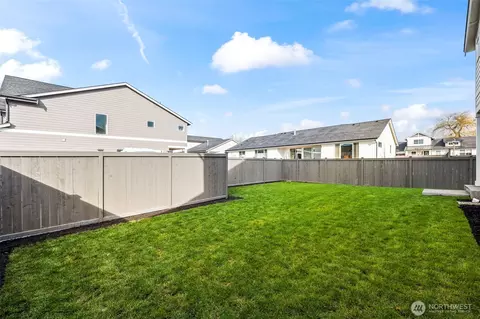 Exterior - 3183 Roosevelt Ave, Enumclaw, WA 98022 photo 5 of 7