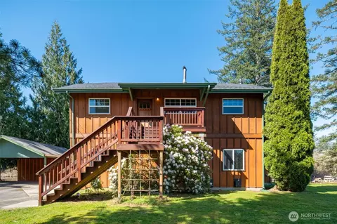 38002 SE 85th St, Snoqualmie, WA 98065