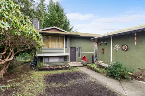 751 Peters St, Raymond, WA 98577