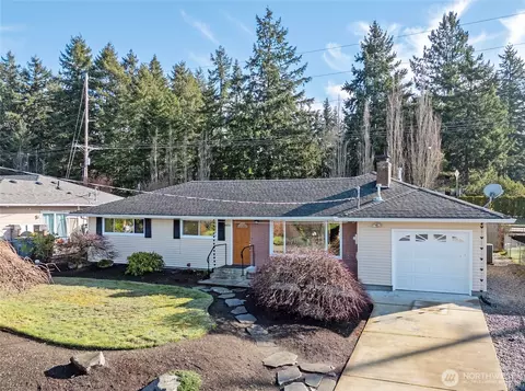 4403 Soundview Dr W, University Place, WA 98466