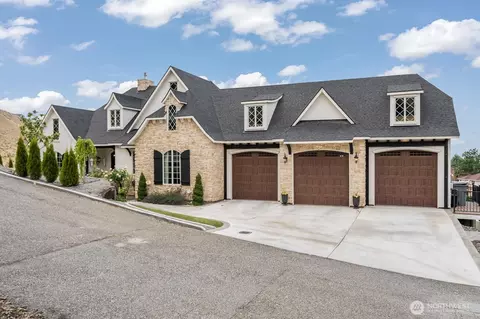 2315 Morency Dr, Richland, WA 99352