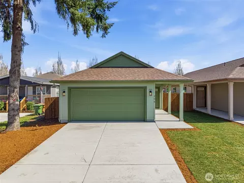 206 Douglas St, Longview, WA 98632