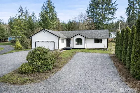 1180 E Trails End Dr, Belfair, WA 98528