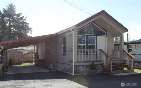 802 S Forrest St #4, Westport, WA 98595