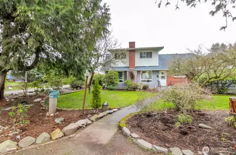 215 E 48th St, Tacoma, WA 98404
