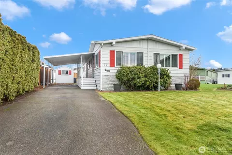 5900 64th St NE #30, Marysville, WA 98270