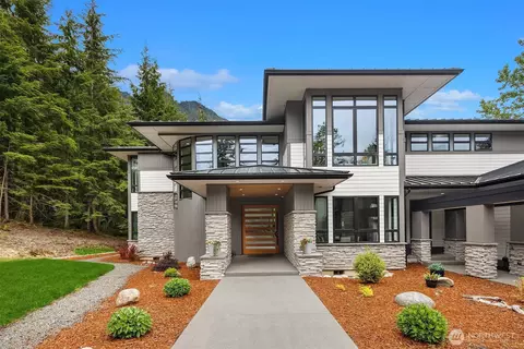 15419 417th Pl SE, North Bend, WA 98045