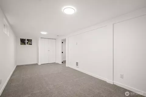 Bedroom - 828 Hoyt Ave, Everett, WA 98201 photo 4 of 4