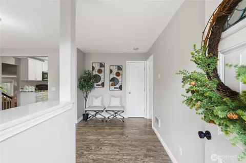 Entry Way - 4926 260th St E, Spanaway, WA 98387 photo 1 of 2