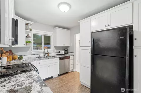 Kitchen - 4926 260th St E, Spanaway, WA 98387 photo 2 of 5