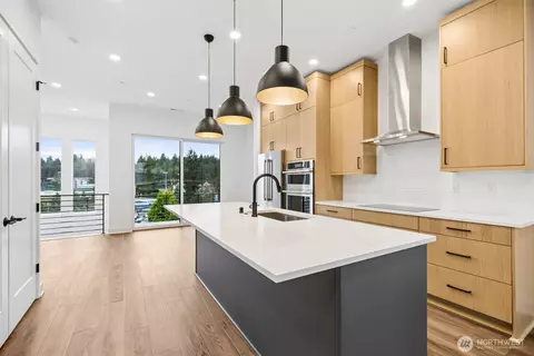 Kitchen - 18805 99th Ct NE #D, Bothell, WA 98011 photo 7 of 8