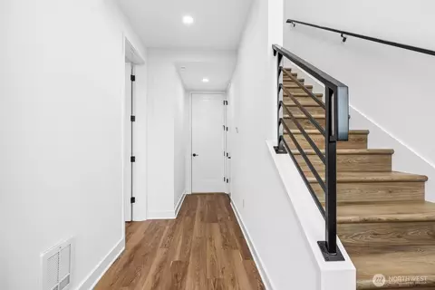 Entry Way - 18805 99th Ct NE #D, Bothell, WA 98011 photo 1 of 1