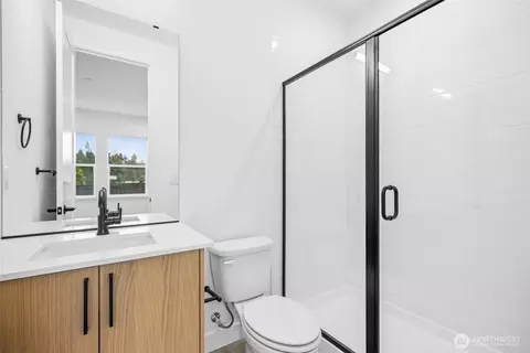 Bath - 18805 99th Ct NE #D, Bothell, WA 98011 photo 6 of 6
