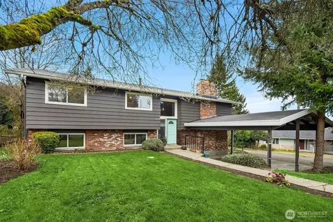 1002 S 194th St, Seatac, WA 98148