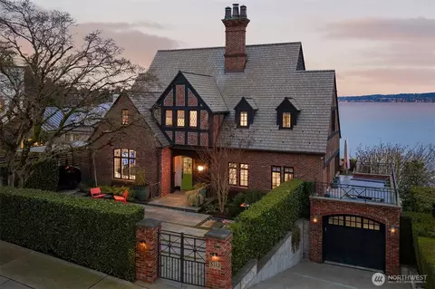 3112 E Laurelhurst Dr NE, Seattle, WA 98105