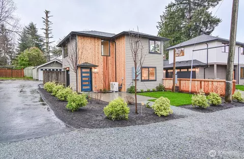 4319 SW 102nd St, Seattle, WA 98146