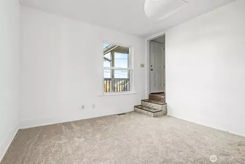 Bedroom - 1328 Chestnut St, Everett, WA 98201 photo 1 of 5