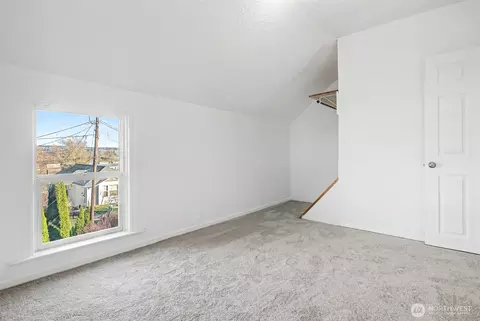 Bedroom - 1328 Chestnut St, Everett, WA 98201 photo 5 of 5
