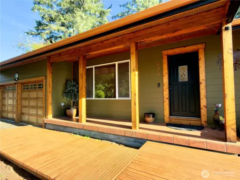 471 Kloshe Ct SE, Ocean Shores, WA 98569