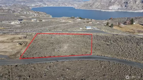 1451 Outer Range Dr E, Grand Coulee, WA 99133