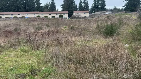 10011 128th St E, Puyallup, WA 98373