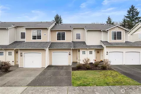 3220 SE 12th St #1039, Renton, WA 98058