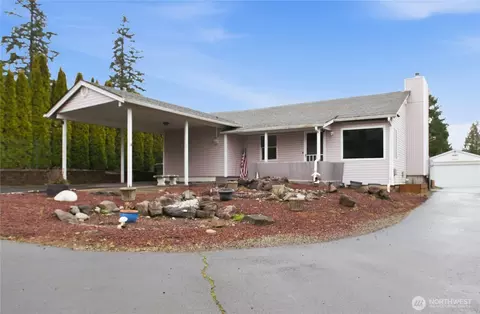 3506 Columbia Heights Rd, Longview, WA 98632