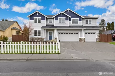 14925 Rivergrove Dr E, Sumner, WA 98390