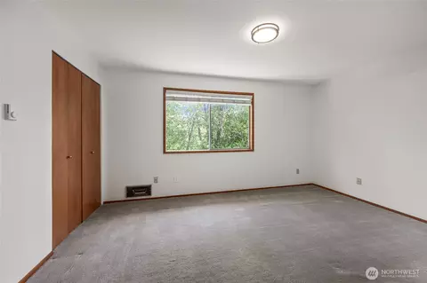 Bedroom - 18910 Bothell Everett Hwy #H2, Bothell, WA 98012 photo 2 of 6