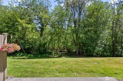 Exterior - 18910 Bothell Everett Hwy #H2, Bothell, WA 98012 photo 6 of 6