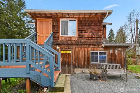 41557 Cape Horn Dr, Concrete, WA 98237