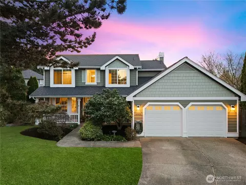 12923 86th Ave NE, Kirkland, WA 98034