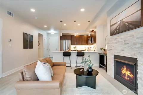 4961 Main St #517, Tacoma, WA 98407