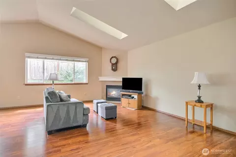 3510 19th St, Everett, WA 98201 photo 3
