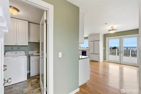 Other - 2602 Hillside Ln, Everett, WA 98203 photo 2 of 7