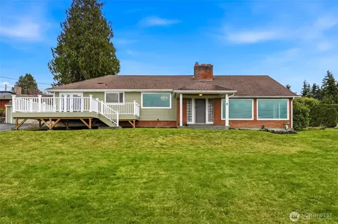 Exterior - 2602 Hillside Ln, Everett, WA 98203 photo 1 of 5