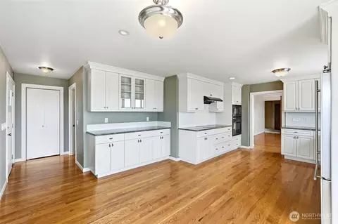 Kitchen - 2602 Hillside Ln, Everett, WA 98203 photo 3 of 5