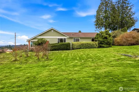 Exterior - 2602 Hillside Ln, Everett, WA 98203 photo 5 of 5