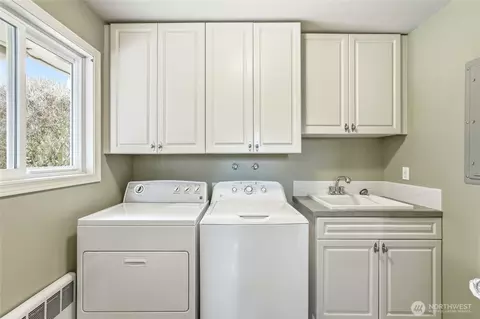 Other - 2602 Hillside Ln, Everett, WA 98203 photo 5 of 7